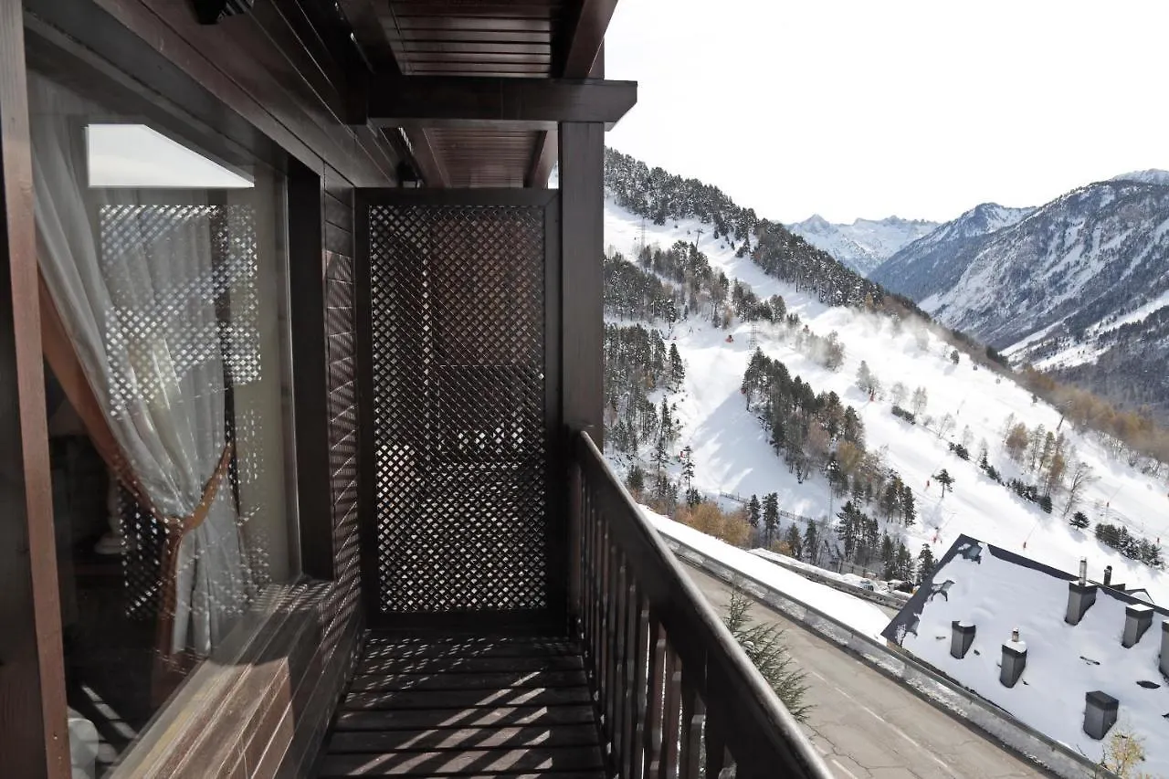 Apartarent La Pleta Y Nin Cota 1700 Baqueira Beret 0*,