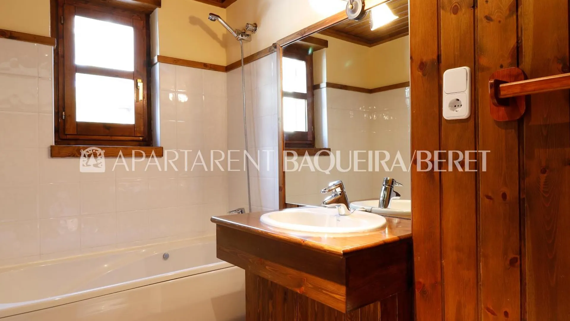 Apartarent La Pleta y Nin Cota 1700 Baqueira Beret Apartamento